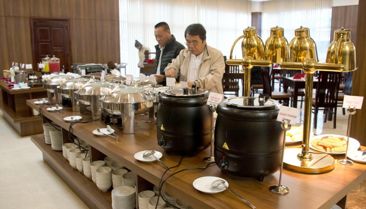 Elephants Hotel Буонметхуот Экстерьер фото