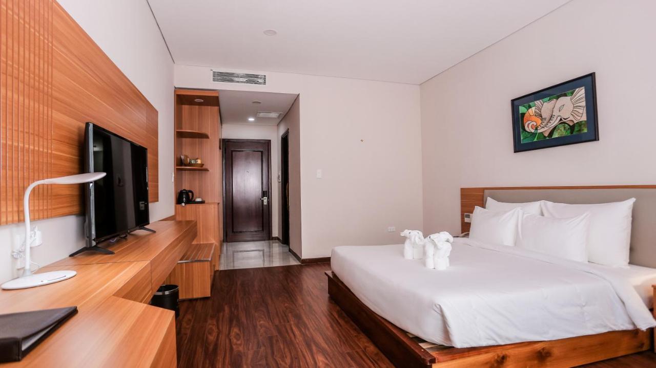 Elephants Hotel Буонметхуот Экстерьер фото